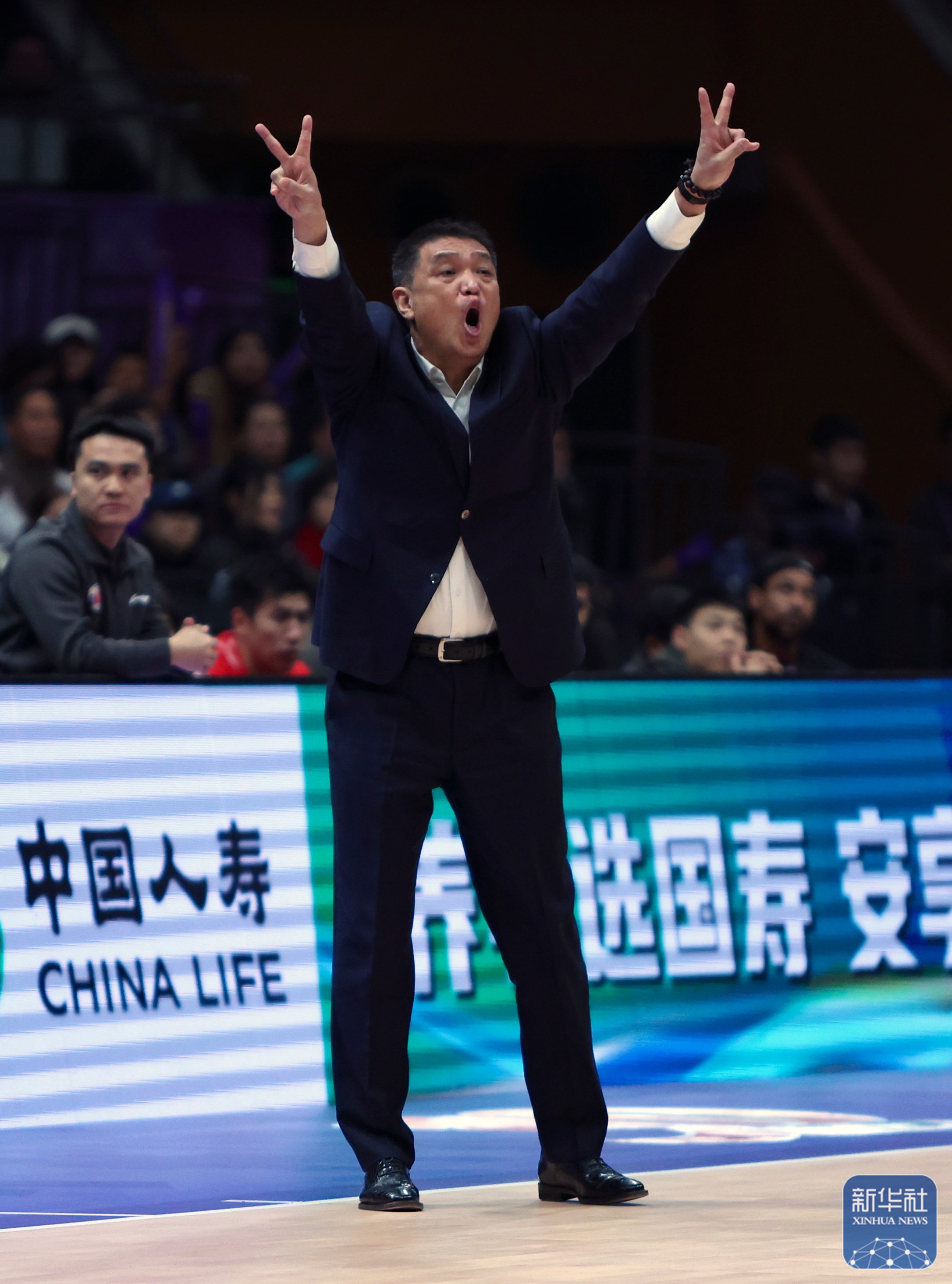 转会期CBA常规赛焦点战，纽卡斯尔队长鼓劲，质疑声仍在，赛季目标并未改变的简单介绍