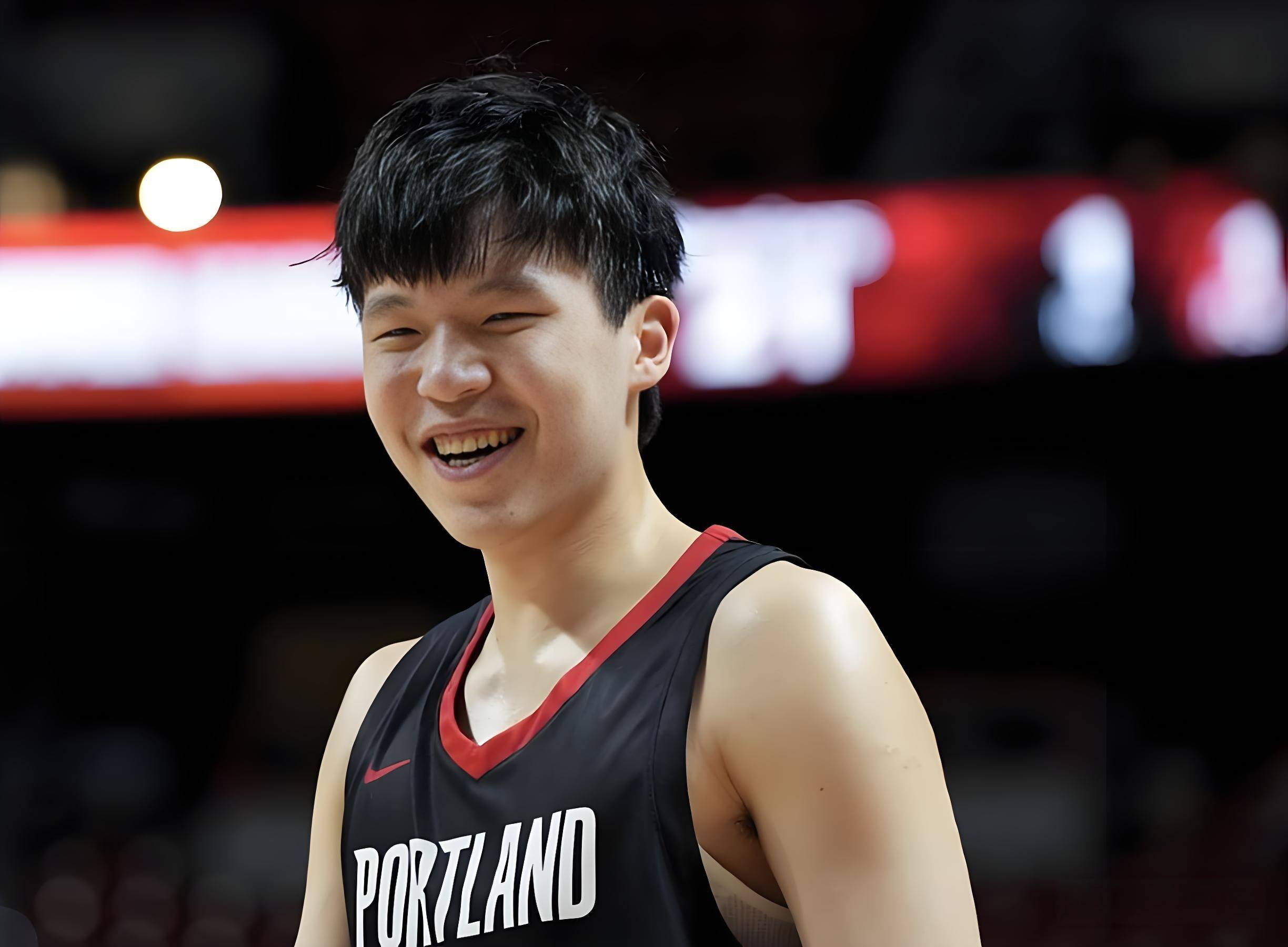 转会期CBA常规赛焦点战，纽卡斯尔队长鼓劲，质疑声仍在，赛季目标并未改变的简单介绍